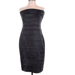 Kenneth Cole LBD. Sz 8. Strapless satin beautifully pleated, form fitting.